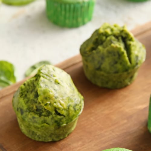 muffins made with spinach and banana