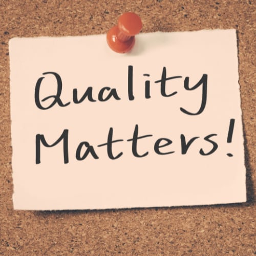 quality matters written on a post it note and tacked on a bulletin board